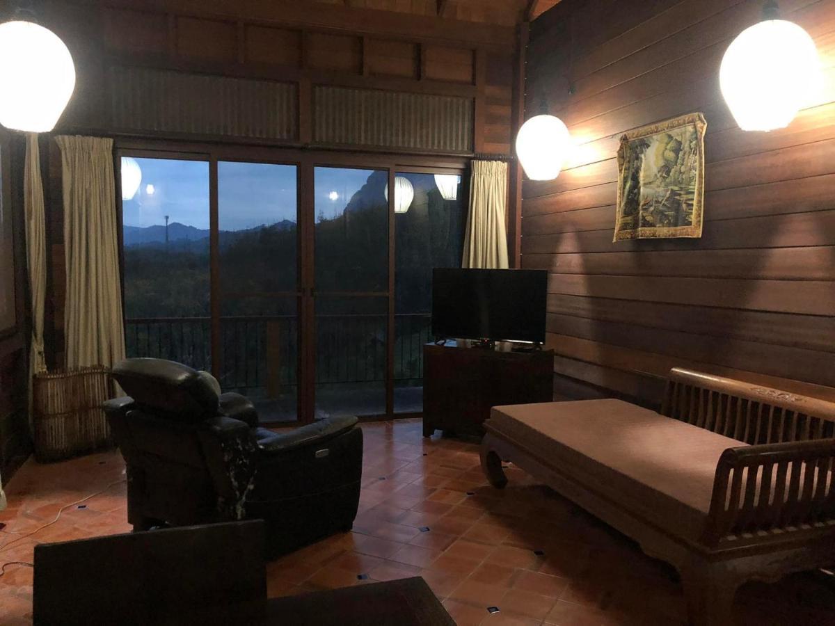 Billion Views Khaosok Homestay Khao Sok National Park Exterior foto